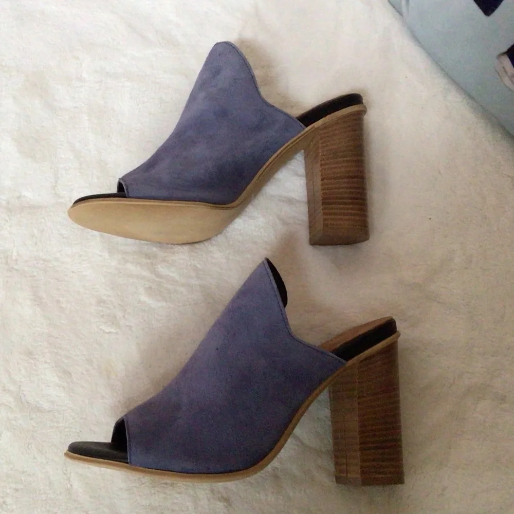 Fabianelli Italy Lavender Suede Peep Toe Block Heel Shoes Womens 6 - Picture 2 of 9